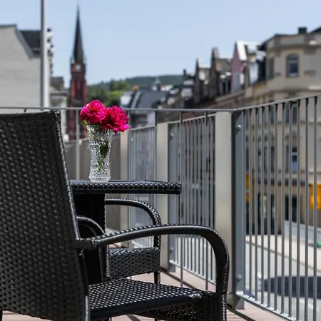 Apartment Neu! City-loft-apartment Im Goethe Palais I 5p I Lift I Parkplatz I Zentrum I Helios *