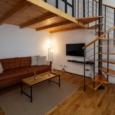 Neu! City-loft-apartment Im Goethe Palais I 5p I Lift I Parkplatz I Zentrum I Helios *