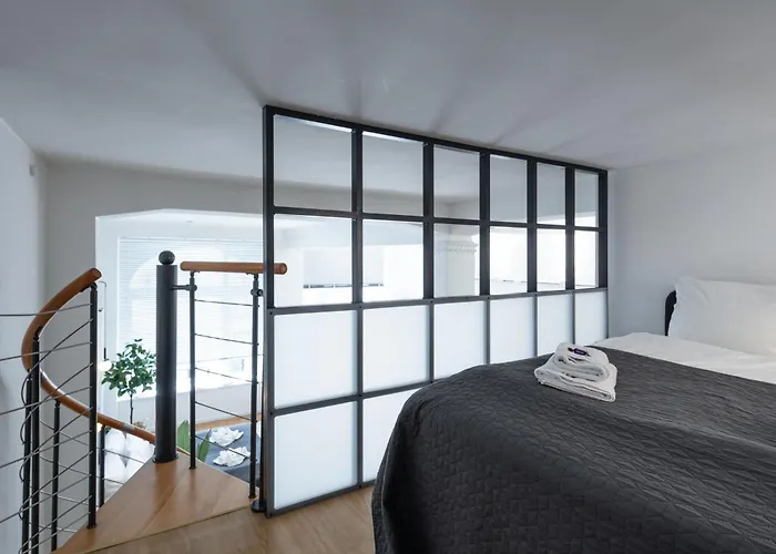 Neu! City-loft-apartment Im Goethe Palais I 5p I Lift I Parkplatz I Zentrum I Helios Apartment Aue (Saxony)