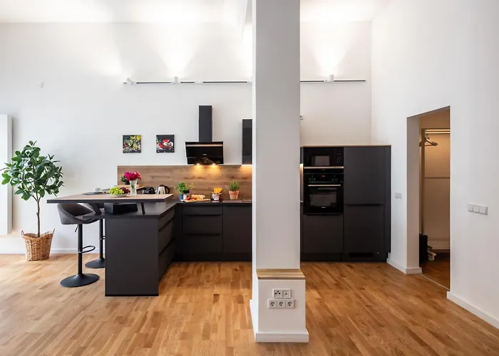 Neu! City-loft-apartment Im Goethe Palais I 5p I Lift I Parkplatz I Zentrum I Helios Apartment *